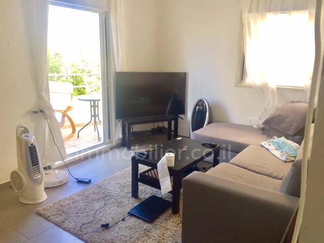 Apartamento 2.5 cômodos  Tel Aviv Região marítima 291-IBL-651