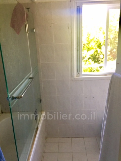 Apartamento 2.5 cômodos  Tel Aviv Região marítima 291-IBL-651