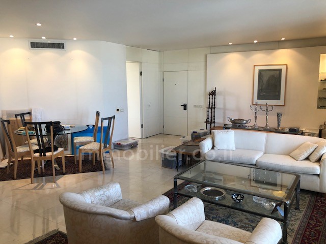 Apartamento 4 cômodos  Tel Aviv Centro da cidade 291-IBL-669