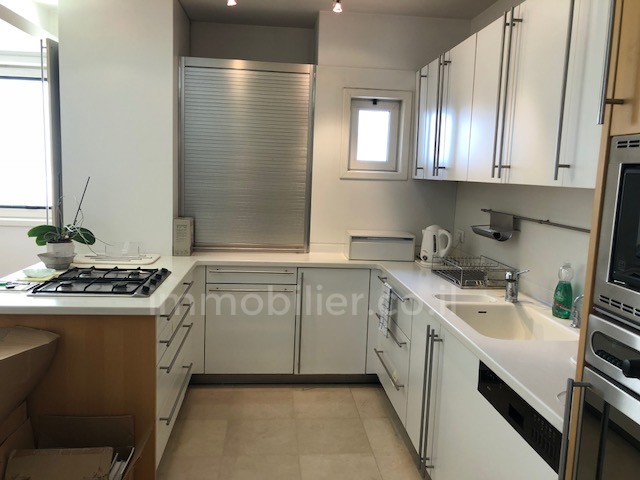 Apartamento 4 cômodos  Tel Aviv Centro da cidade 291-IBL-669