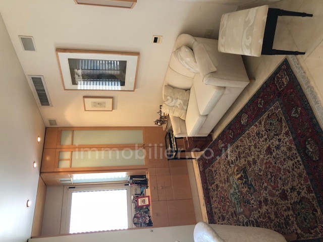 Apartamento 4 cômodos  Tel Aviv Centro da cidade 291-IBL-669