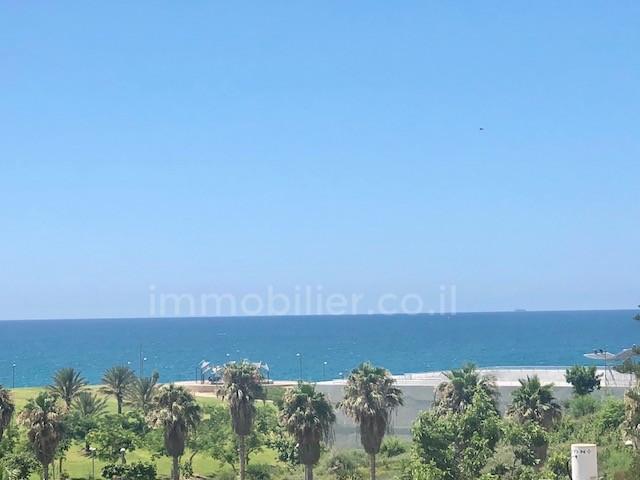 Duplex 3 cômodos  Tel Aviv Yaffo 291-IBL-673