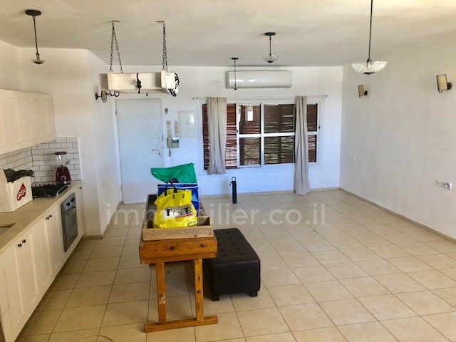 Duplex 3 cômodos  Tel Aviv Yaffo 291-IBL-673