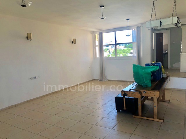 Duplex 3 cômodos  Tel Aviv Yaffo 291-IBL-673