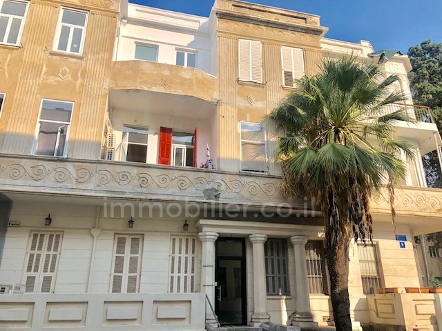 Apartamento 4 cômodos  Tel Aviv Rothshild 291-IBL-697