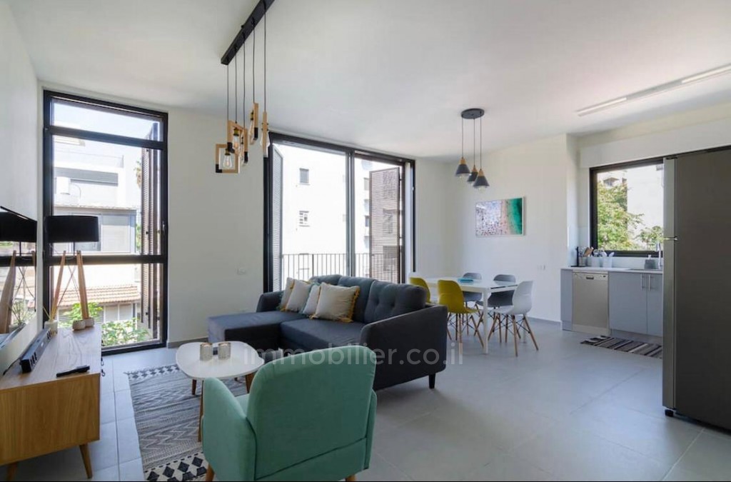 Apartamento 3 cômodos  Tel Aviv Lev Tel-Aviv 291-IBL-731