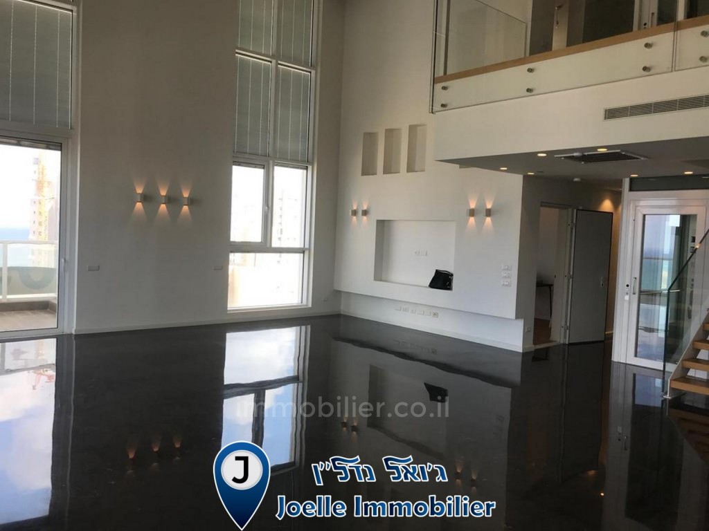 Duplex 5 cômodos  Netanya Ir Yamim 316-IBL-1229