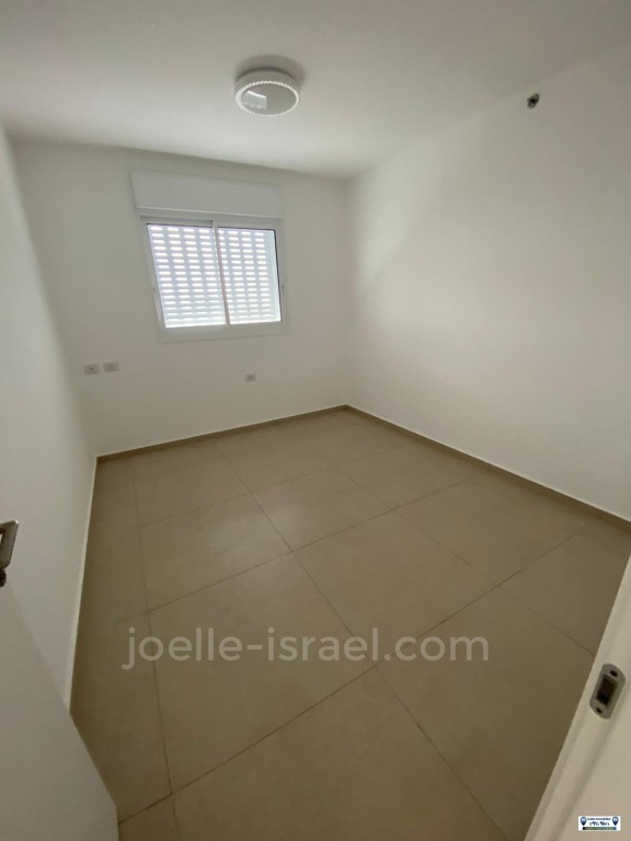 Apartamento 3 cômodos  Netanya Centro da cidade 316-IBL-1270