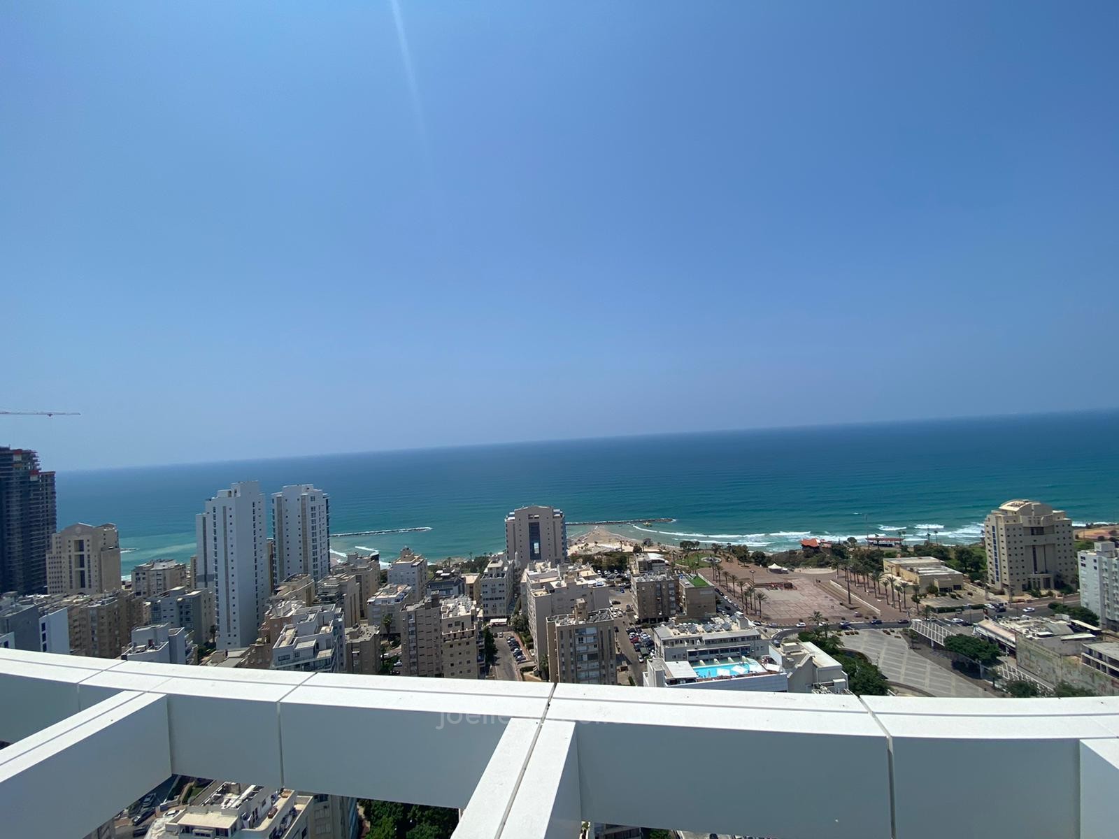 Apartamento 4 cômodos  Netanya Kikar 316-IBL-1452