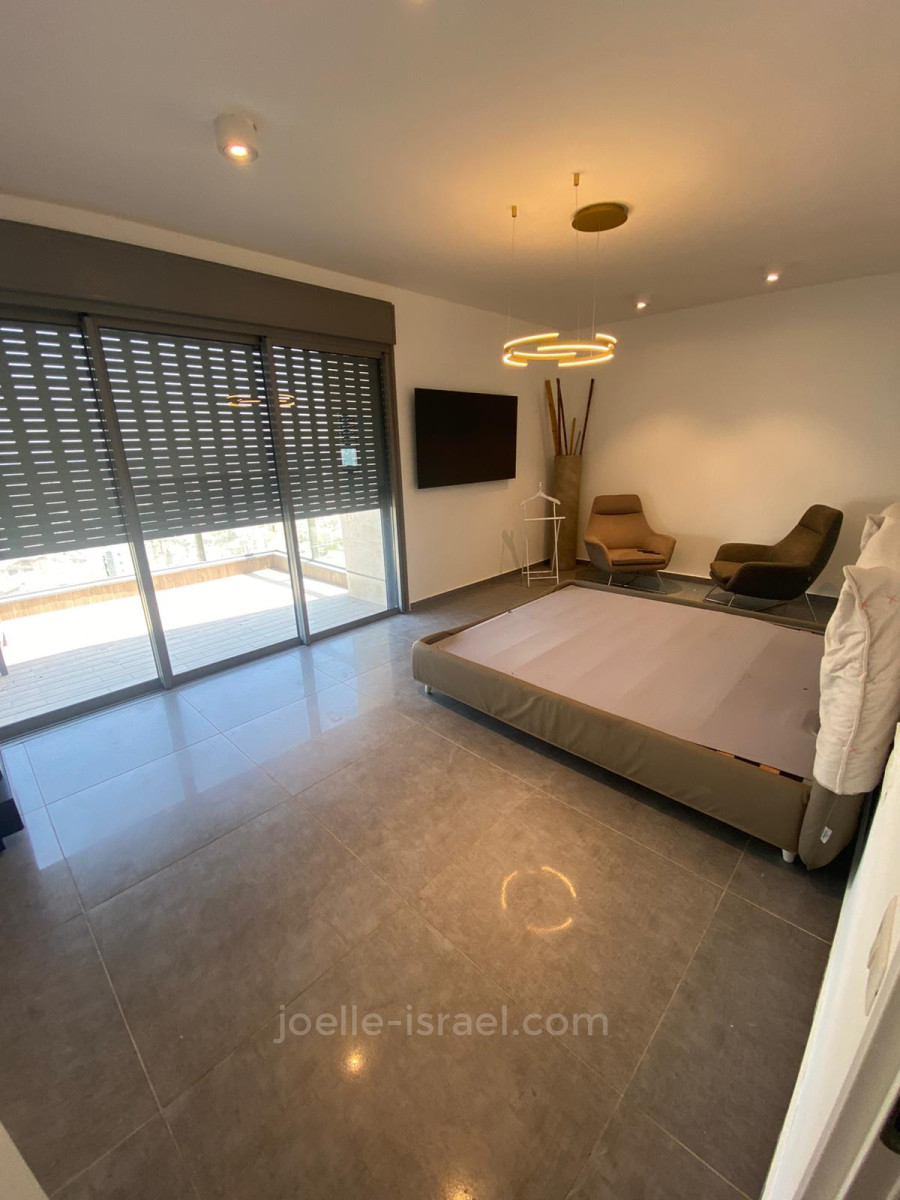 Apartamento 4 cômodos  Netanya Centro da cidade 316-IBL-1549