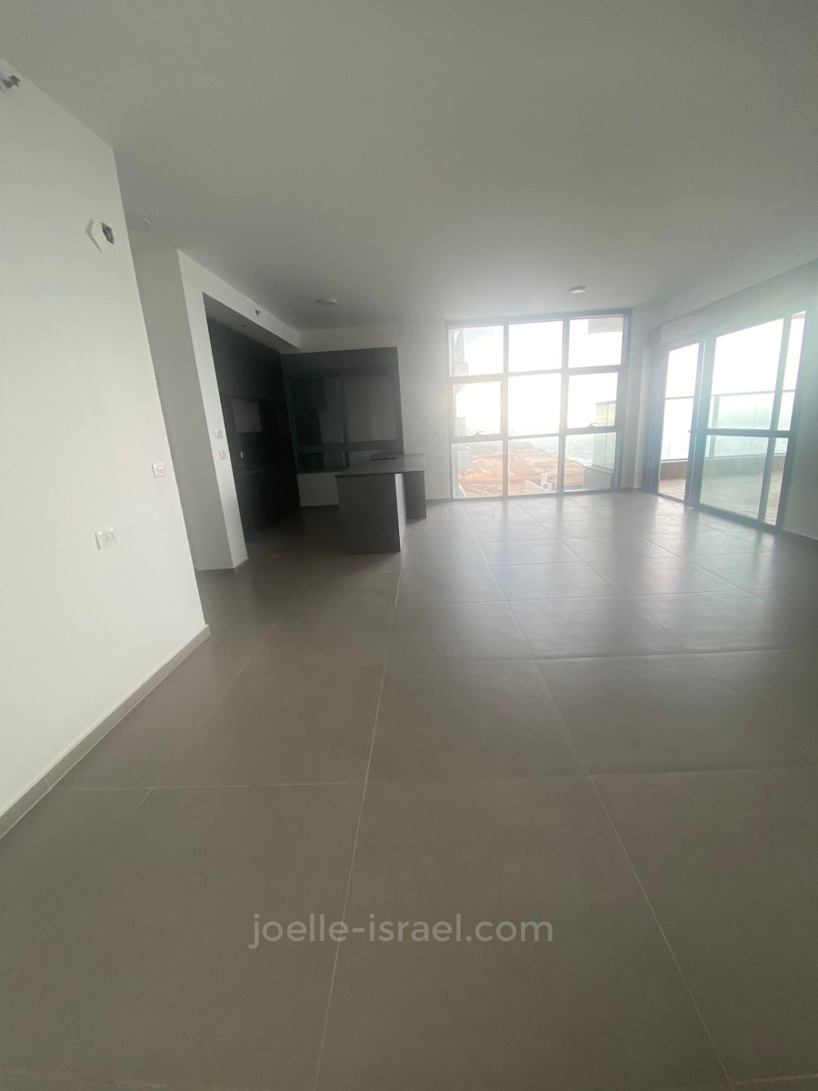 Apartamento 5 cômodos  Netanya Nat600 316-IBL-1564