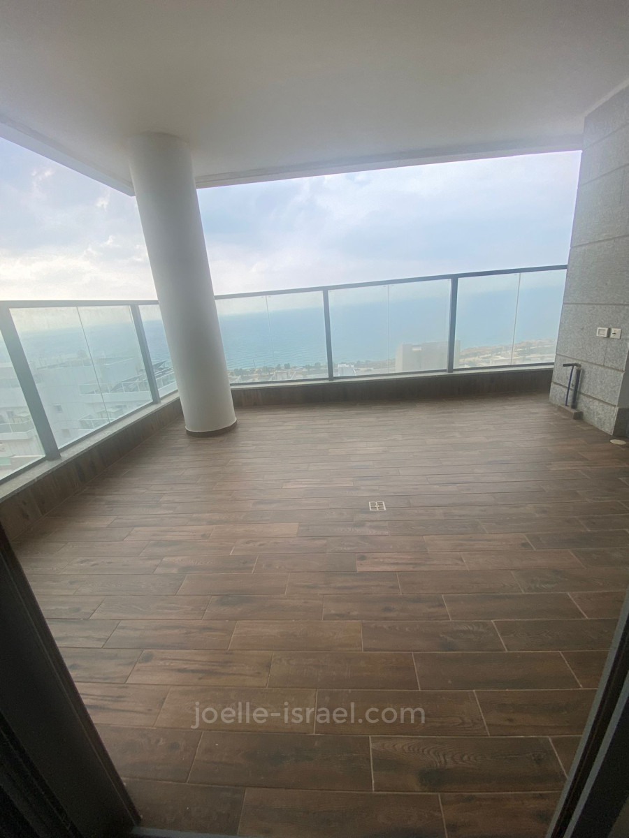 Apartamento 5 cômodos  Netanya Nat600 316-IBL-1564