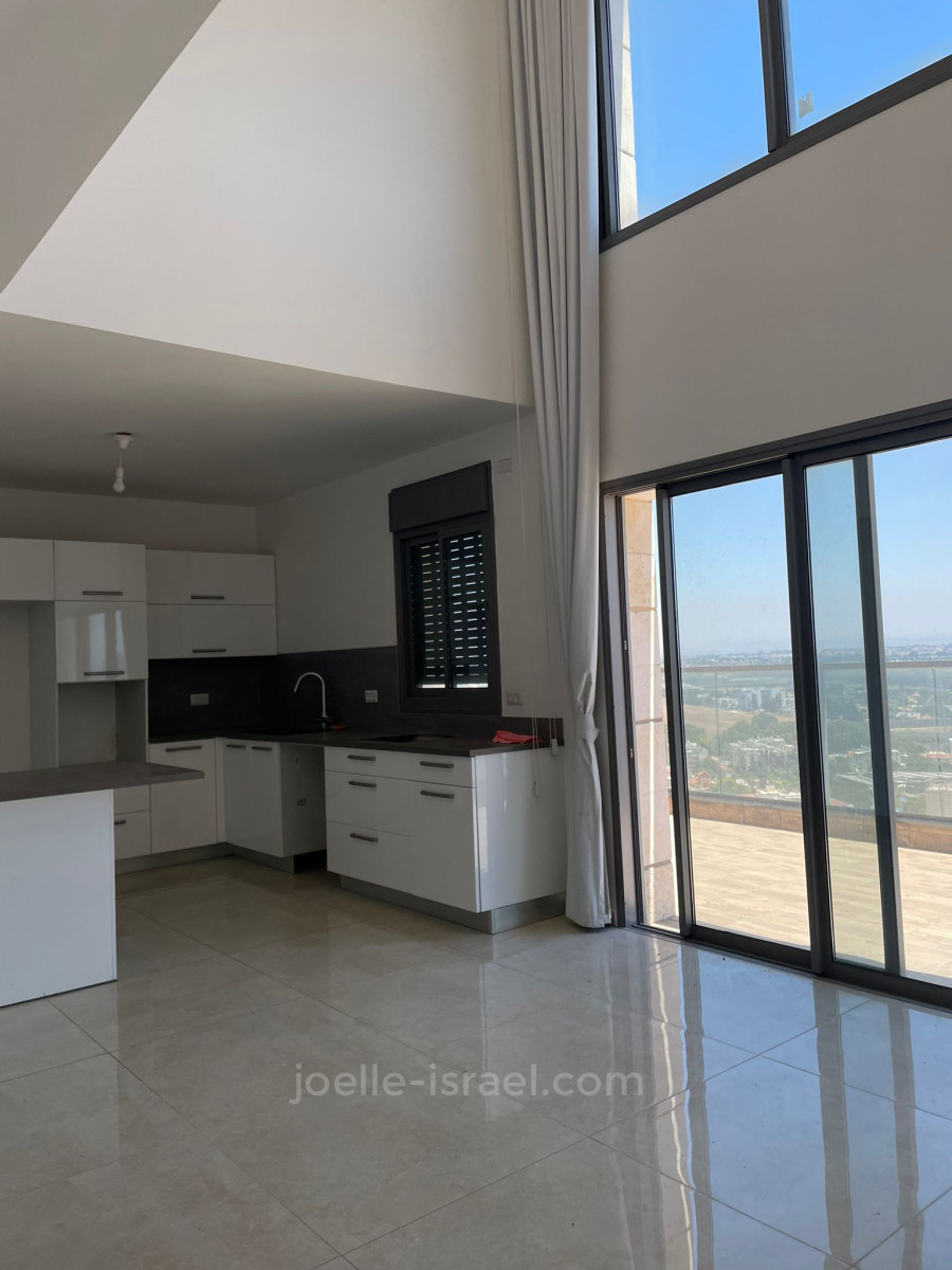 Loft 4 cômodos  Netanya Centro da cidade 316-IBL-1572