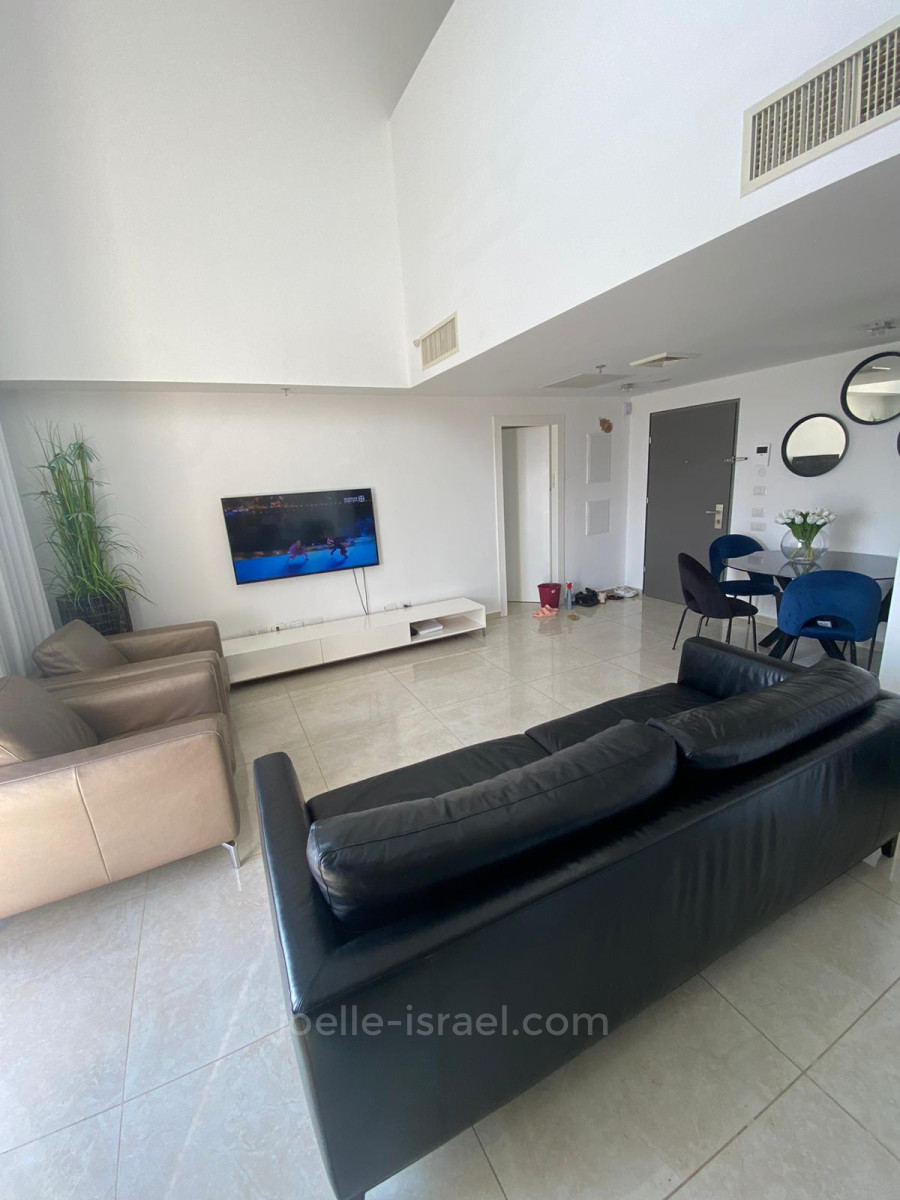 Loft 4 cômodos  Netanya Centro da cidade 316-IBL-1572