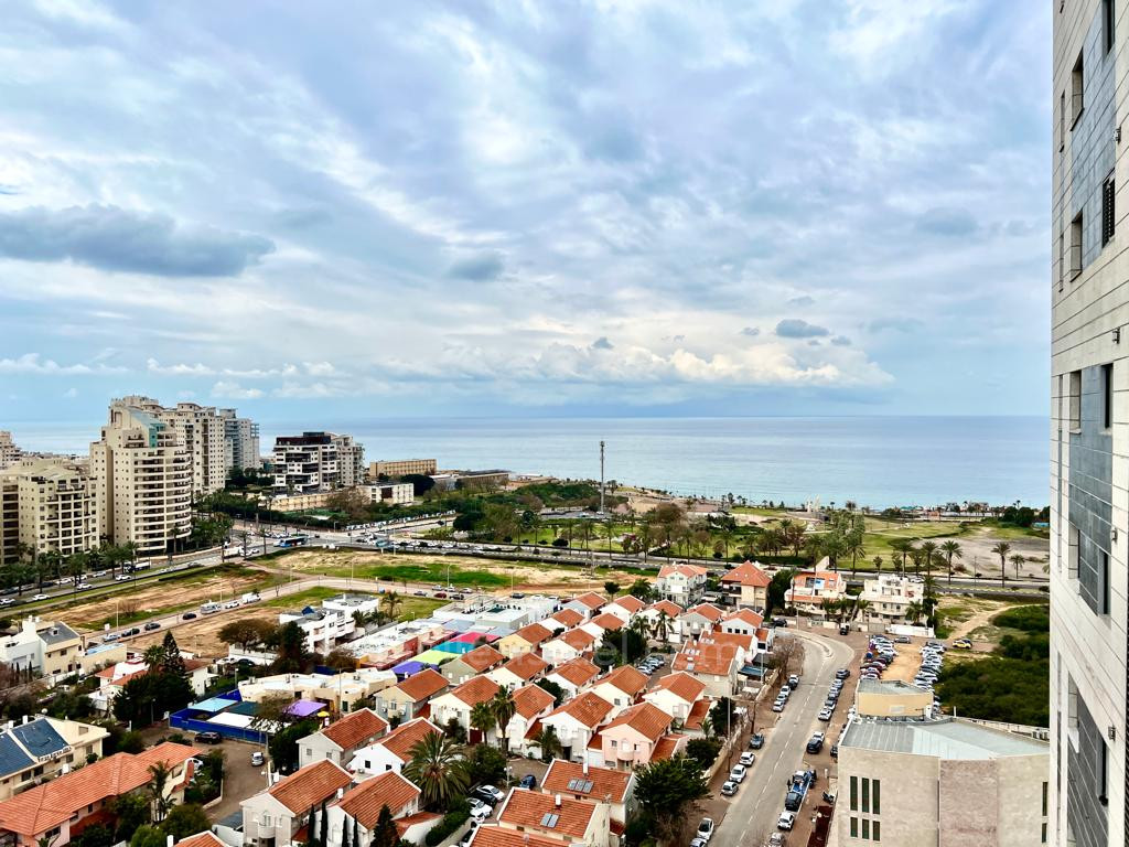 Apartamento 4 cômodos  Netanya Nat600 316-IBL-1589