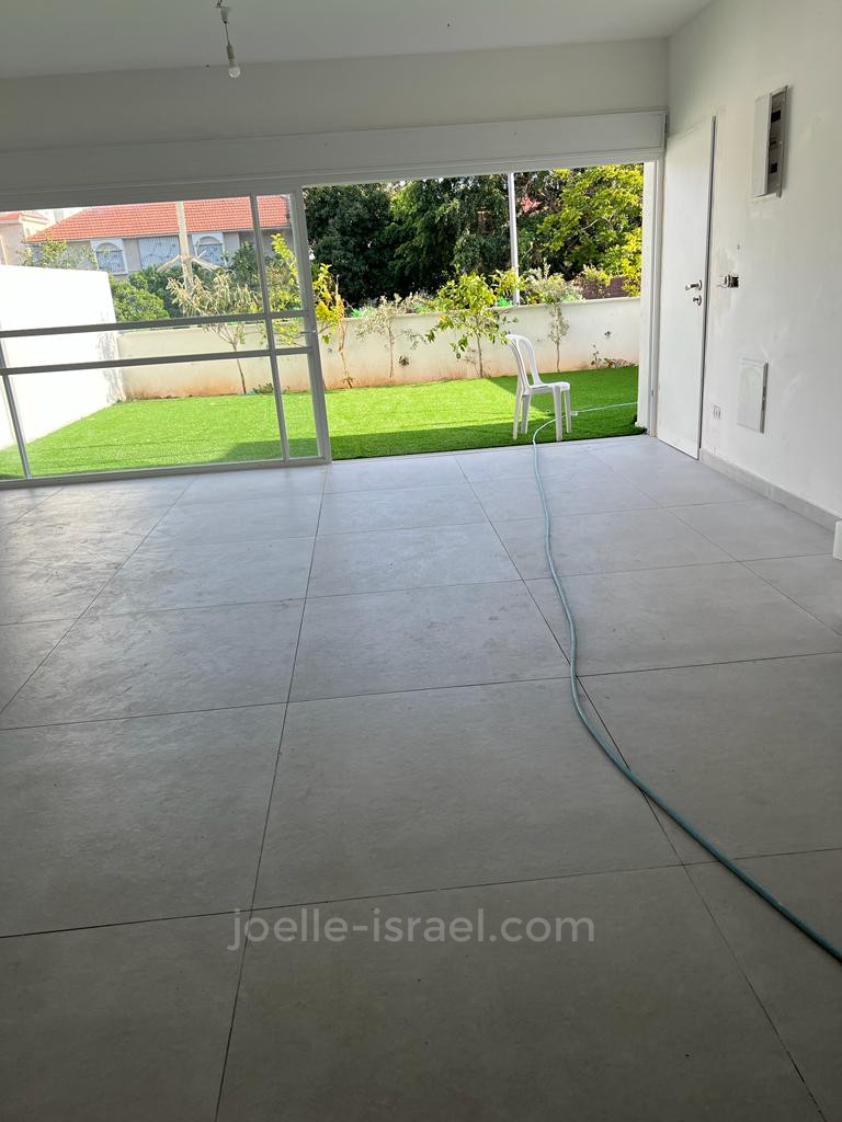 Apartamento garden 5.5 cômodos  Netanya Pardes Hagdoud 316-IBL-1602