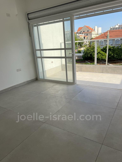 Venda Apartamento garden Netanya