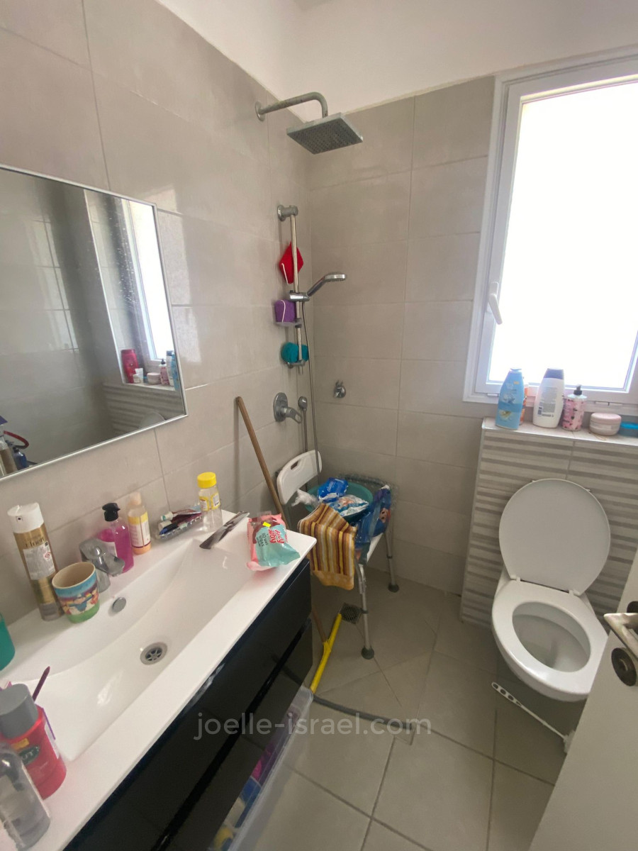 Apartamento 3 cômodos  Netanya Kikar 316-IBL-1608