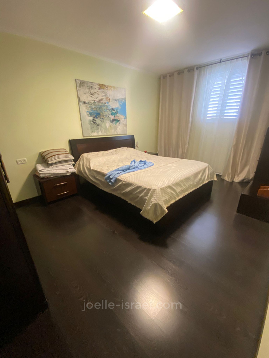 Apartamento 3 cômodos  Netanya Centro da cidade 316-IBL-1610