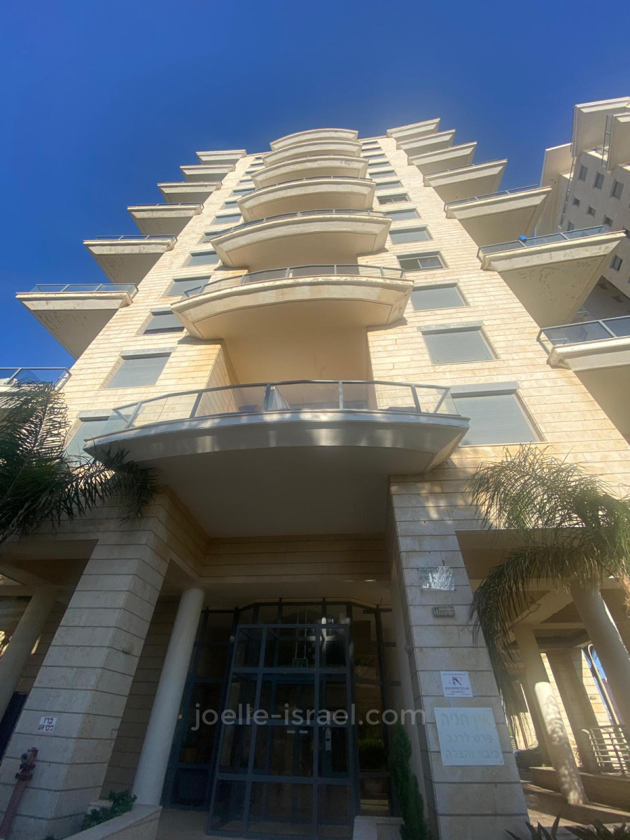 Apartamento 5 cômodos  Netanya Nat600 316-IBL-1611