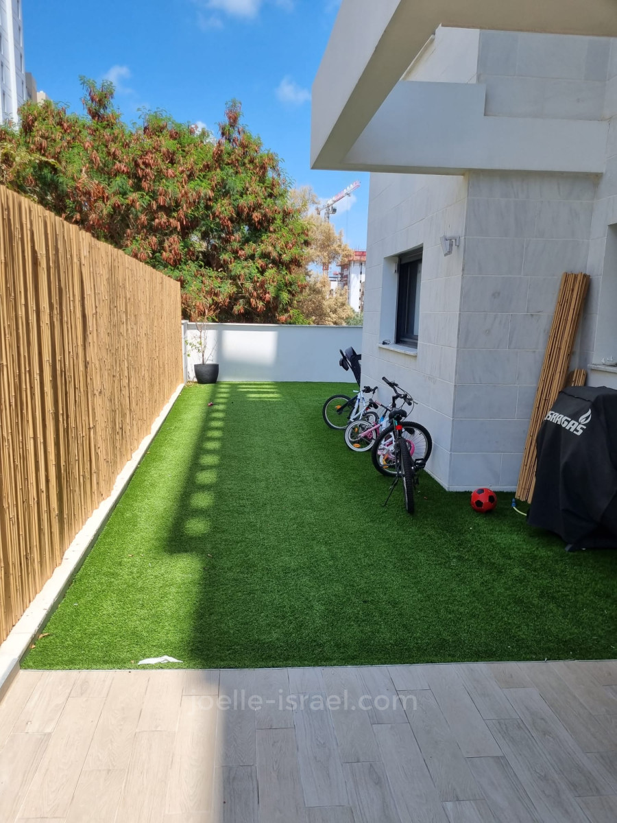 Apartamento garden 5 cômodos  Netanya Agamim 316-IBL-1623