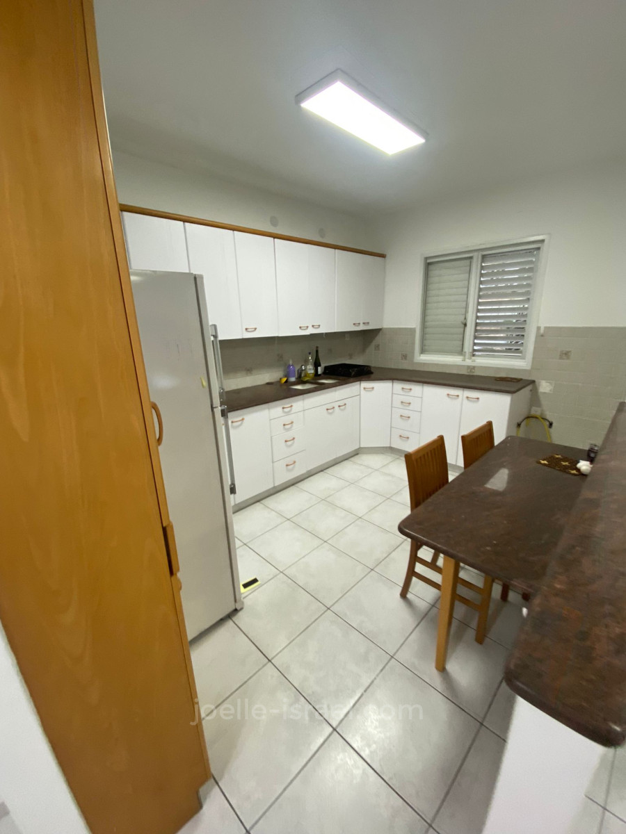 Apartamento 4.5 cômodos  Netanya Kikar 316-IBL-1643