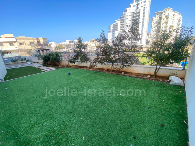 Venda Apartamento garden Netanya