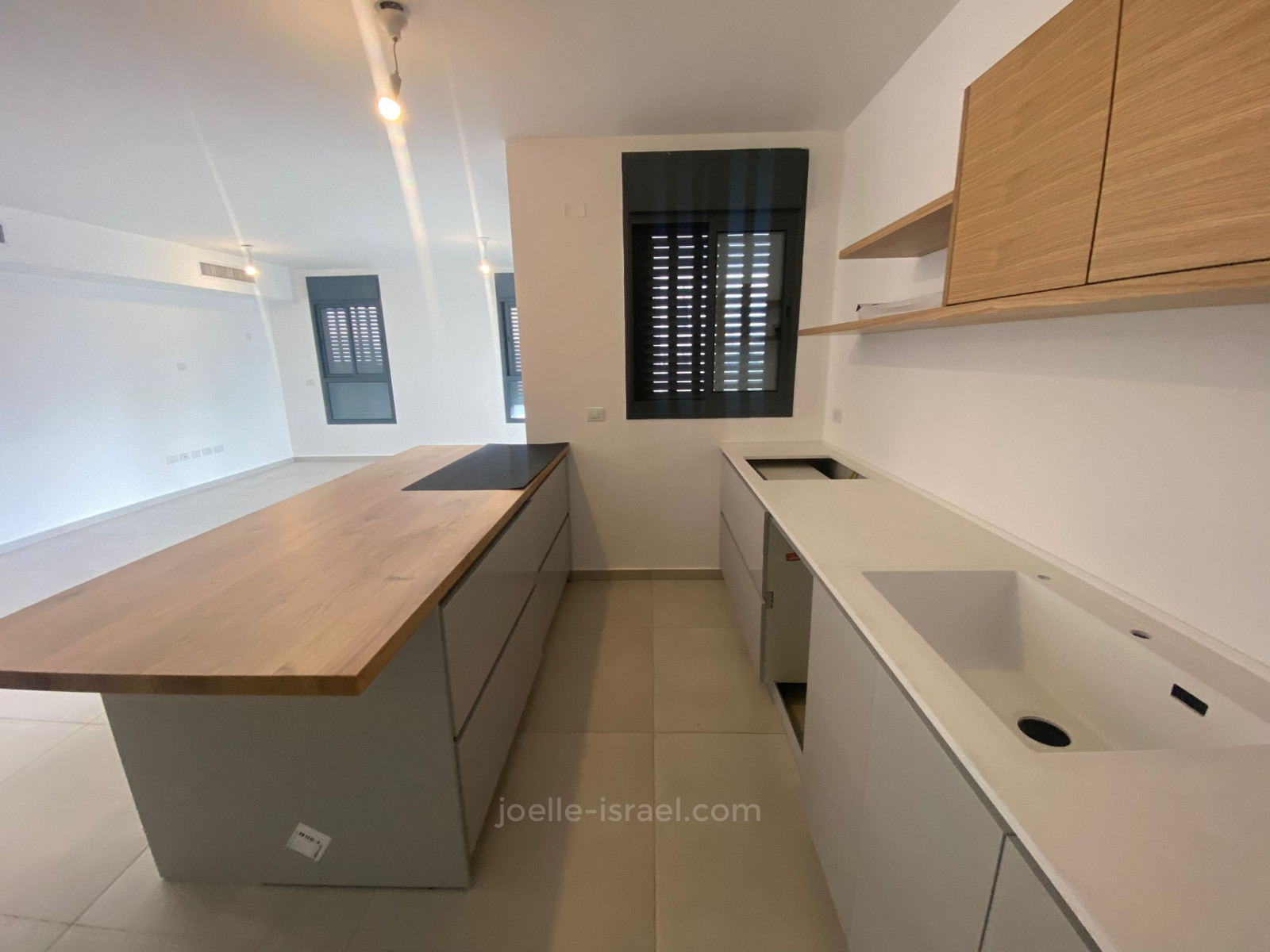 Apartamento 4 cômodos  Netanya Centro da cidade 316-IBL-1652