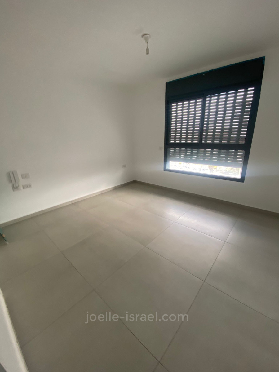 Apartamento 4 cômodos  Netanya Centro da cidade 316-IBL-1652