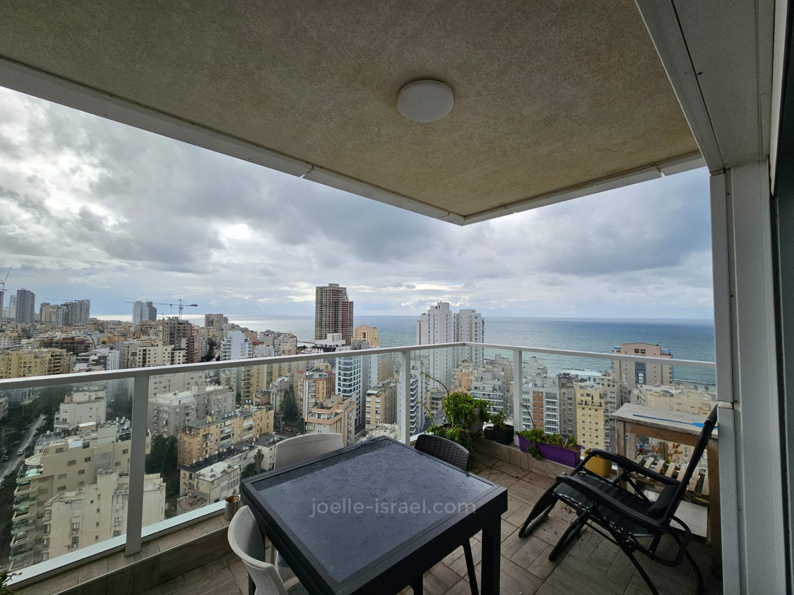 Apartamento 3 cômodos  Netanya Kikar 316-IBL-1664