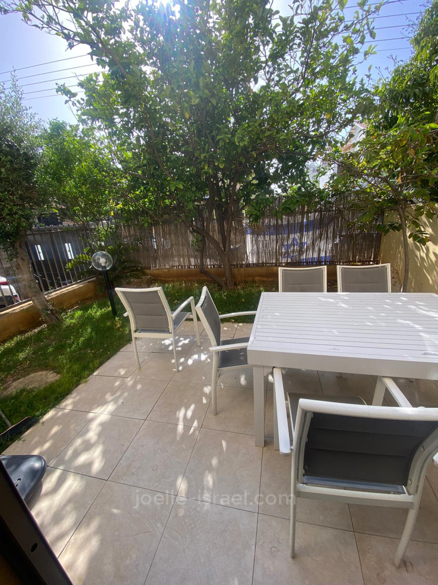 Apartamento garden 5 cômodos  Netanya Centro da cidade 316-IBL-1685