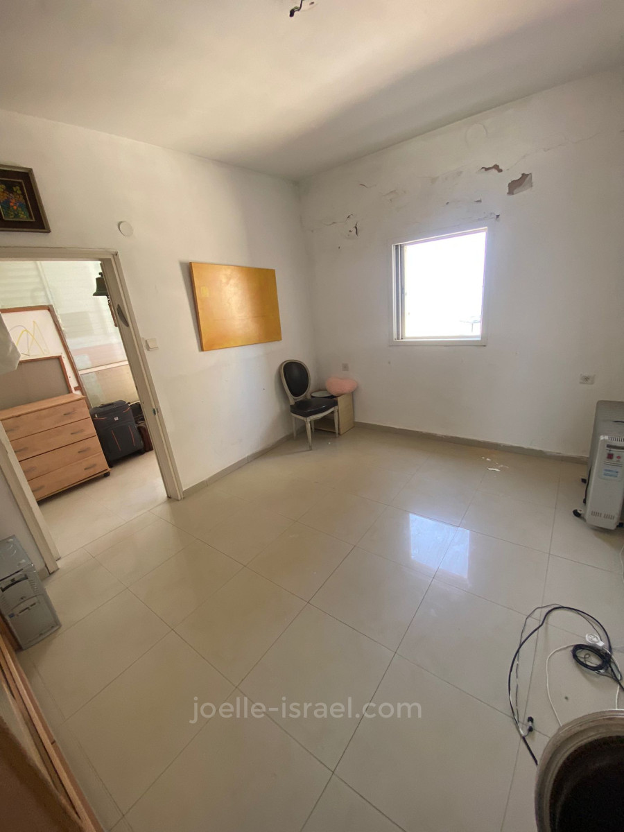 Apartamento 3 cômodos  Netanya Kikar 316-IBL-1711