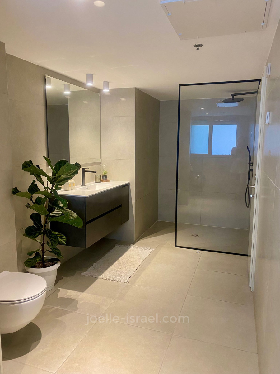 Apartamento 5 cômodos  Netanya Agamim 316-IBL-1714