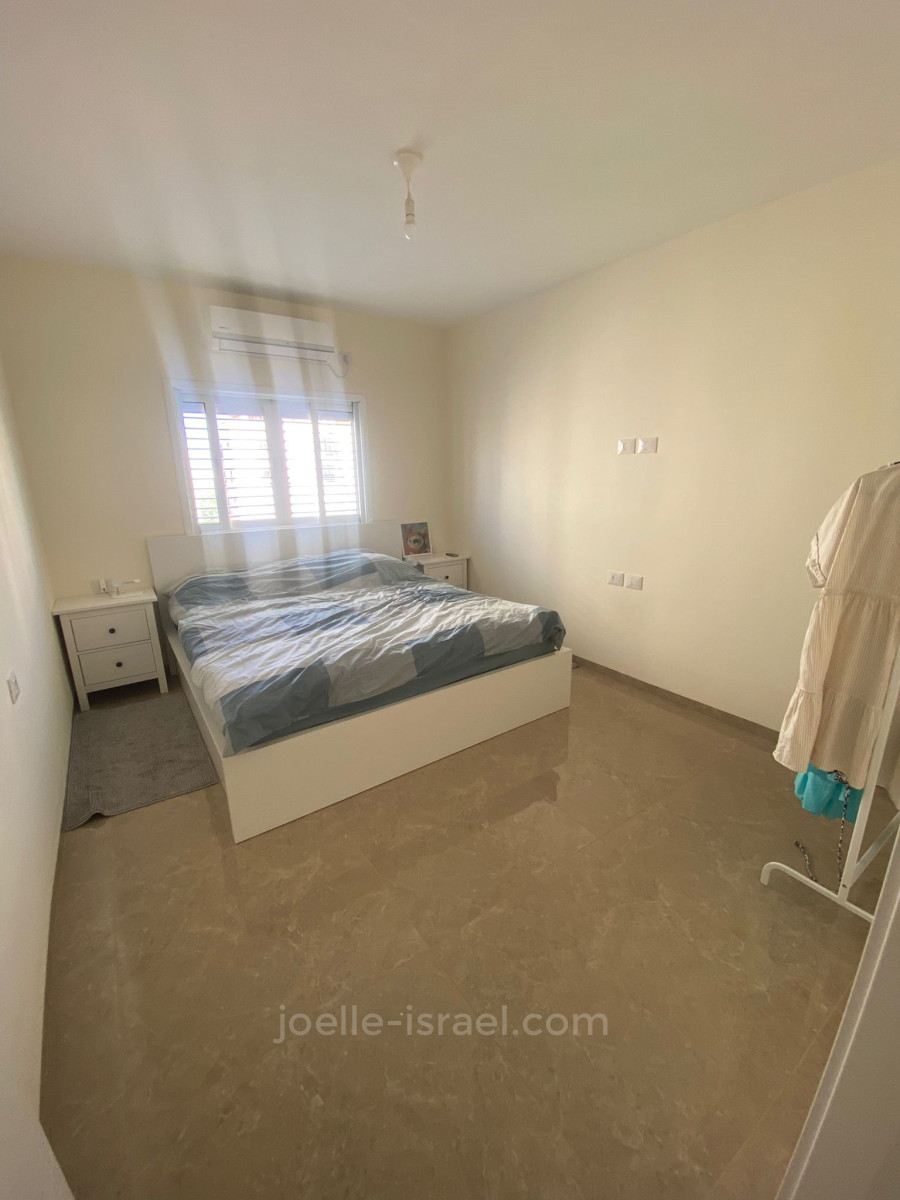 Apartamento 4 cômodos  Netanya Kikar 316-IBL-1729