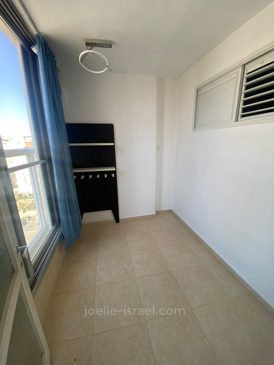 Apartamento 3 cômodos  Netanya Centro da cidade 316-IBL-1737