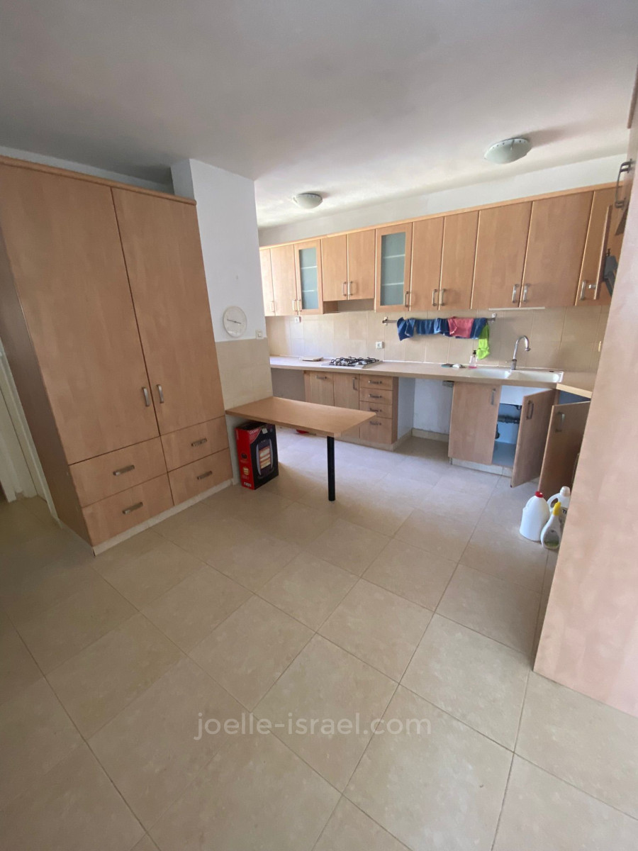 Apartamento 3 cômodos  Netanya Centro da cidade 316-IBL-1737