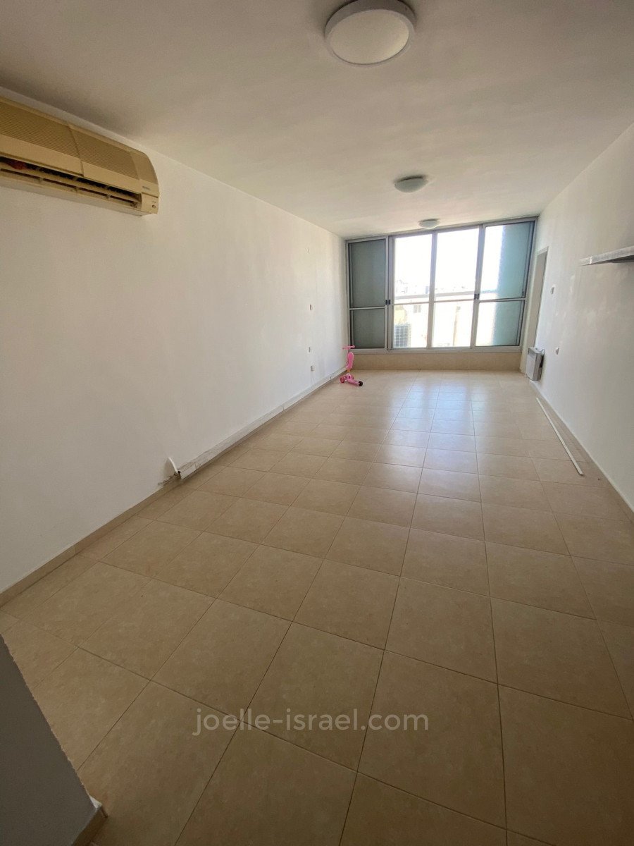 Apartamento 3 cômodos  Netanya Centro da cidade 316-IBL-1737