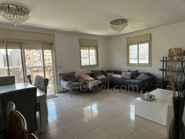 Venda Apartamento Netanya