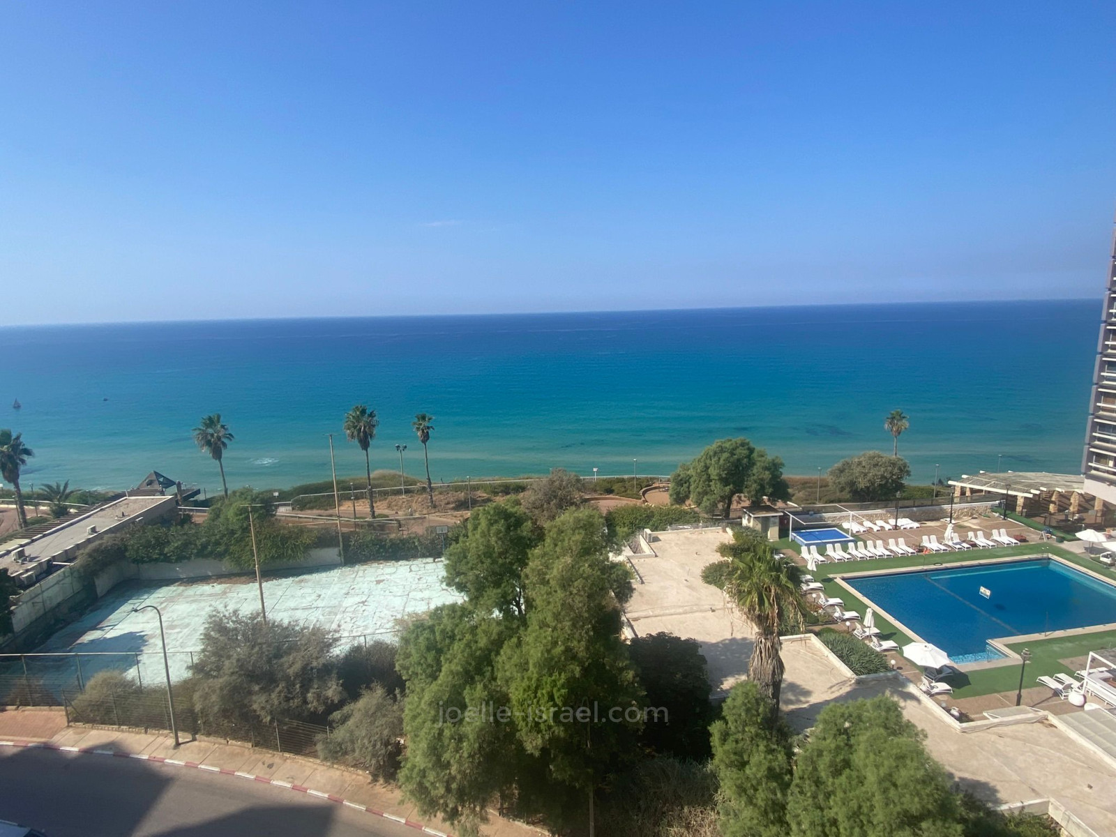 Apartamento 4 cômodos  Netanya Kikar 316-IBL-1746