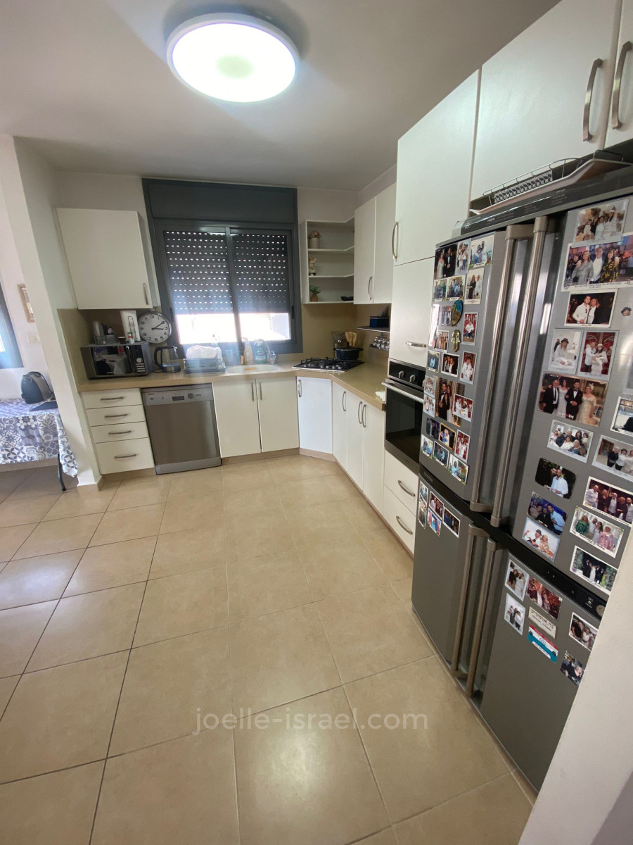 Apartamento 4 cômodos  Netanya Centro da cidade 316-IBL-1750