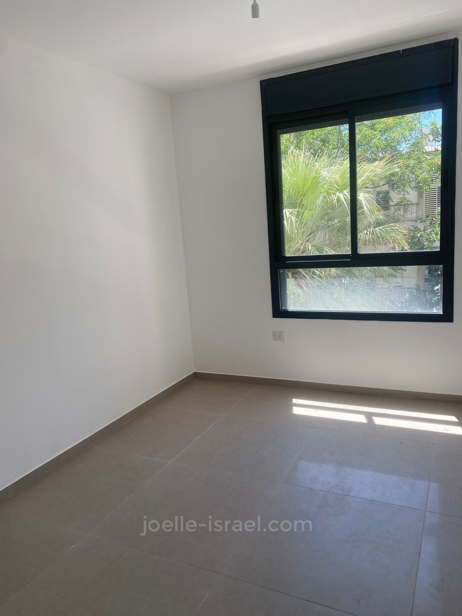 Apartamento 4 cômodos Netanya Kikar 316-IBL-1766
