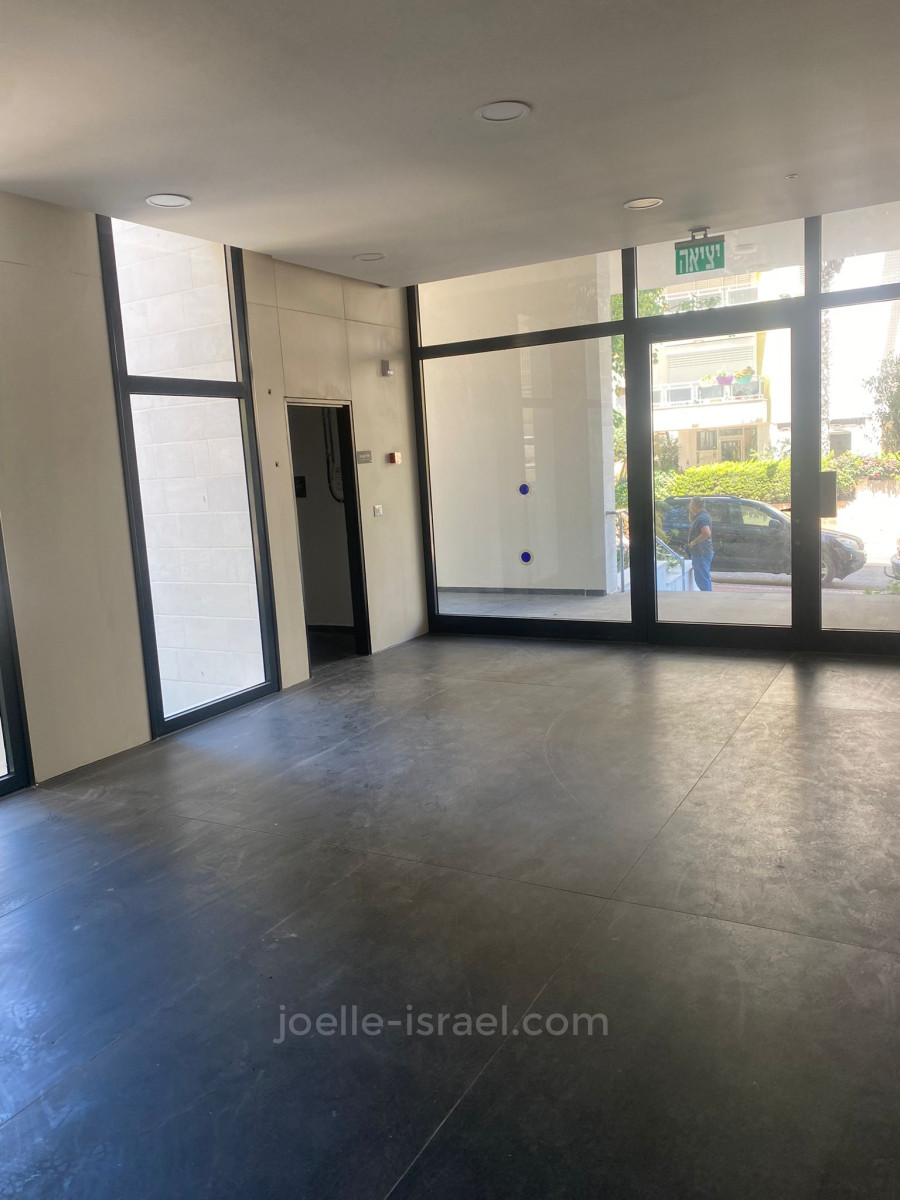 Apartamento 4 cômodos Netanya Kikar 316-IBL-1766
