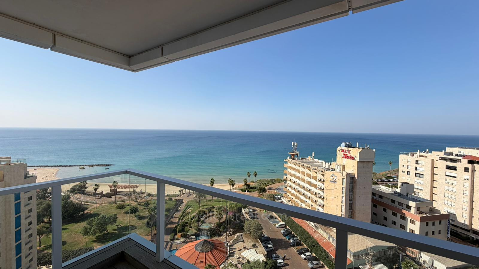 Apartamento 4 cômodos Netanya Kikar 316-IBL-1774
