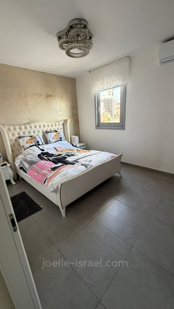 Apartamento 4 cômodos Netanya Kikar 316-IBL-1781