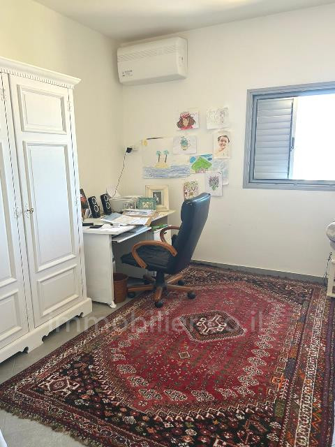 Apartamento 5 cômodos Ashdod Mar 342-IBL-1495