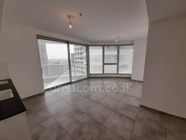 Apartamento 4 cômodos  Tel Aviv Lev Tel-Aviv 342-IBL-6284