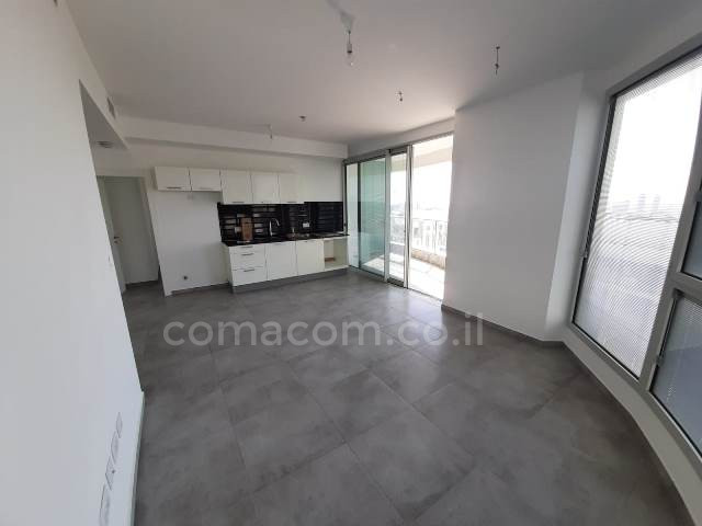 Apartamento 5 cômodos  Tel Aviv Lev Tel-Aviv 342-IBL-6285