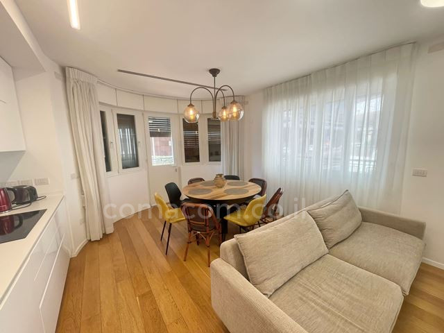 Apartamento 4 cômodos  Tel Aviv Lev Tel-Aviv 342-IBL-6287