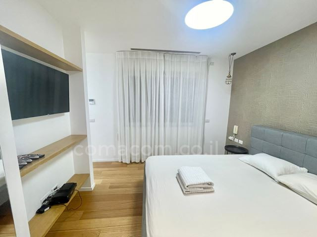 Apartamento 4 cômodos  Tel Aviv Lev Tel-Aviv 342-IBL-6287