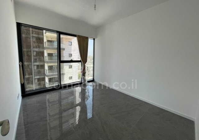 Apartamento 4 cômodos  Bat yam Bat yam 342-IBL-6323